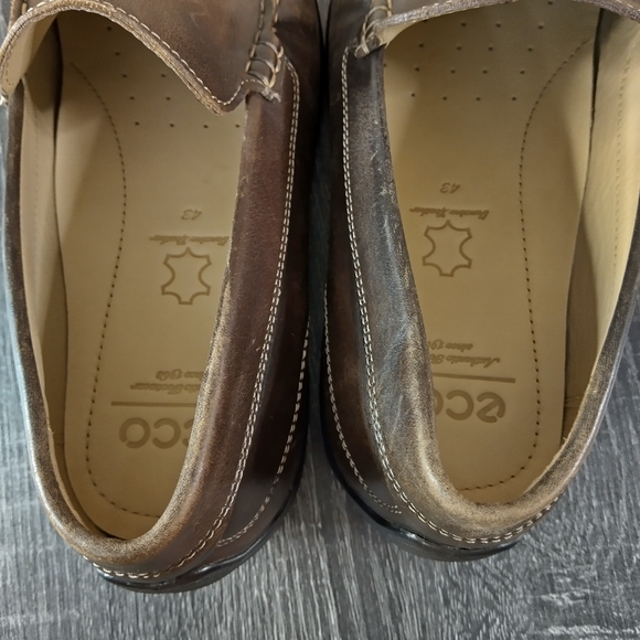 ECCO Classic Moc mens loafer. Size  9.5. Slip ons Leather great condition Brown - Picture 7 of 15